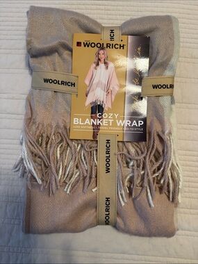 Woolrich Cozy Blanket Wrap